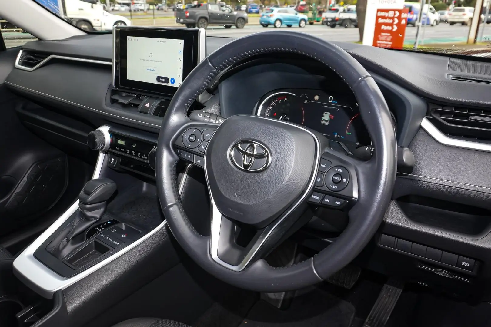 2024 Toyota RAV4 Gallery Image 7