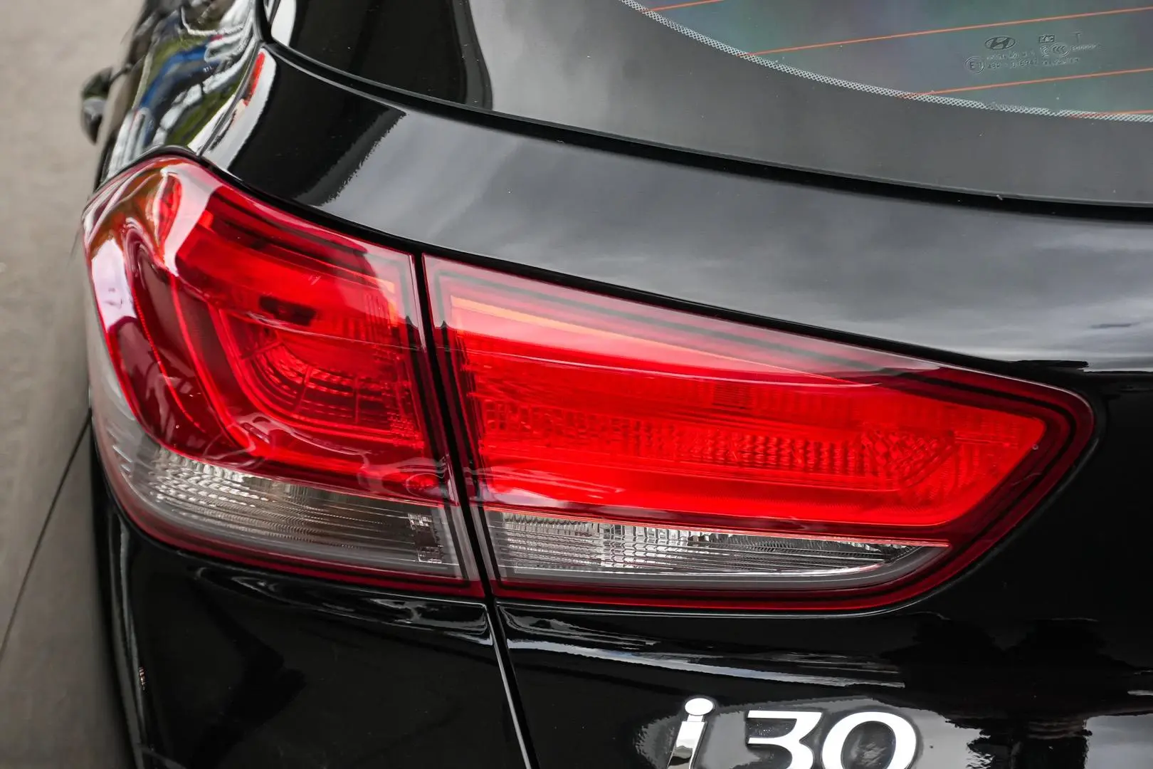 2017 Hyundai i30 Gallery Image 14