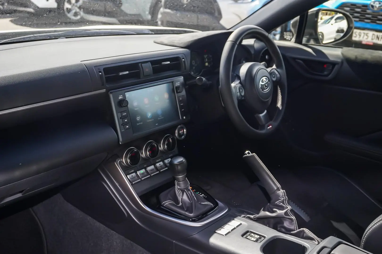 2025 Toyota GR86 Gallery Image 9