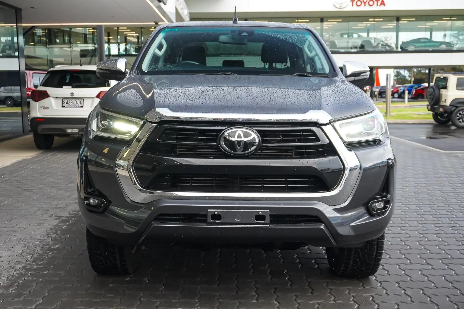 2021 Toyota Hilux Gallery Image 5
