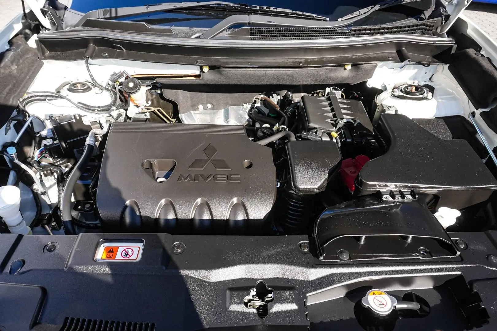2019 Mitsubishi Outlander Gallery Image 22