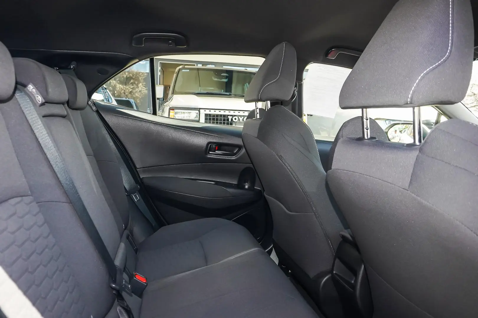 2025 Toyota Corolla Gallery Image 6
