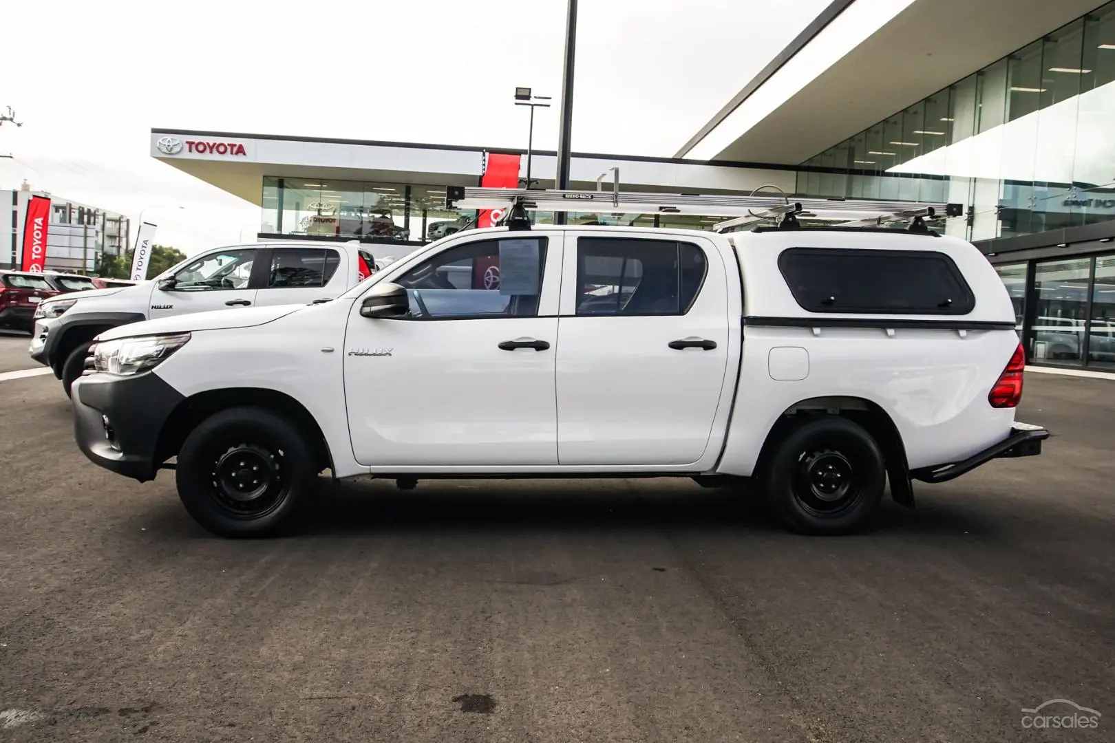 2020 Toyota Hilux Image 3