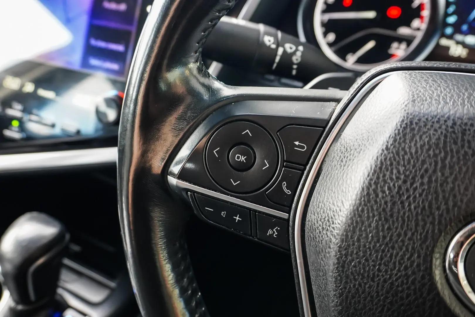 2019 Toyota Camry Gallery Image 19