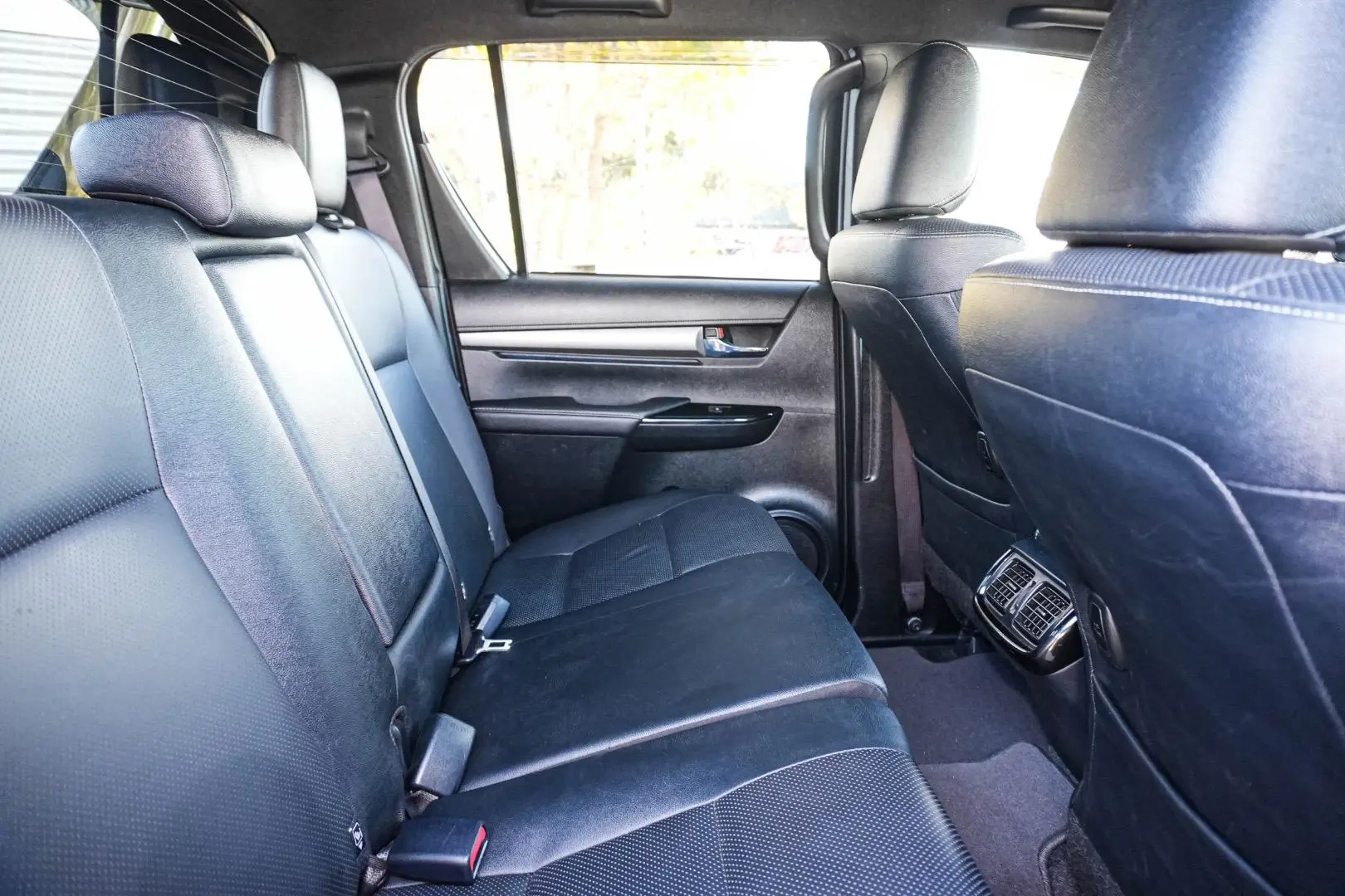 2023 Toyota Hilux Gallery Image 9