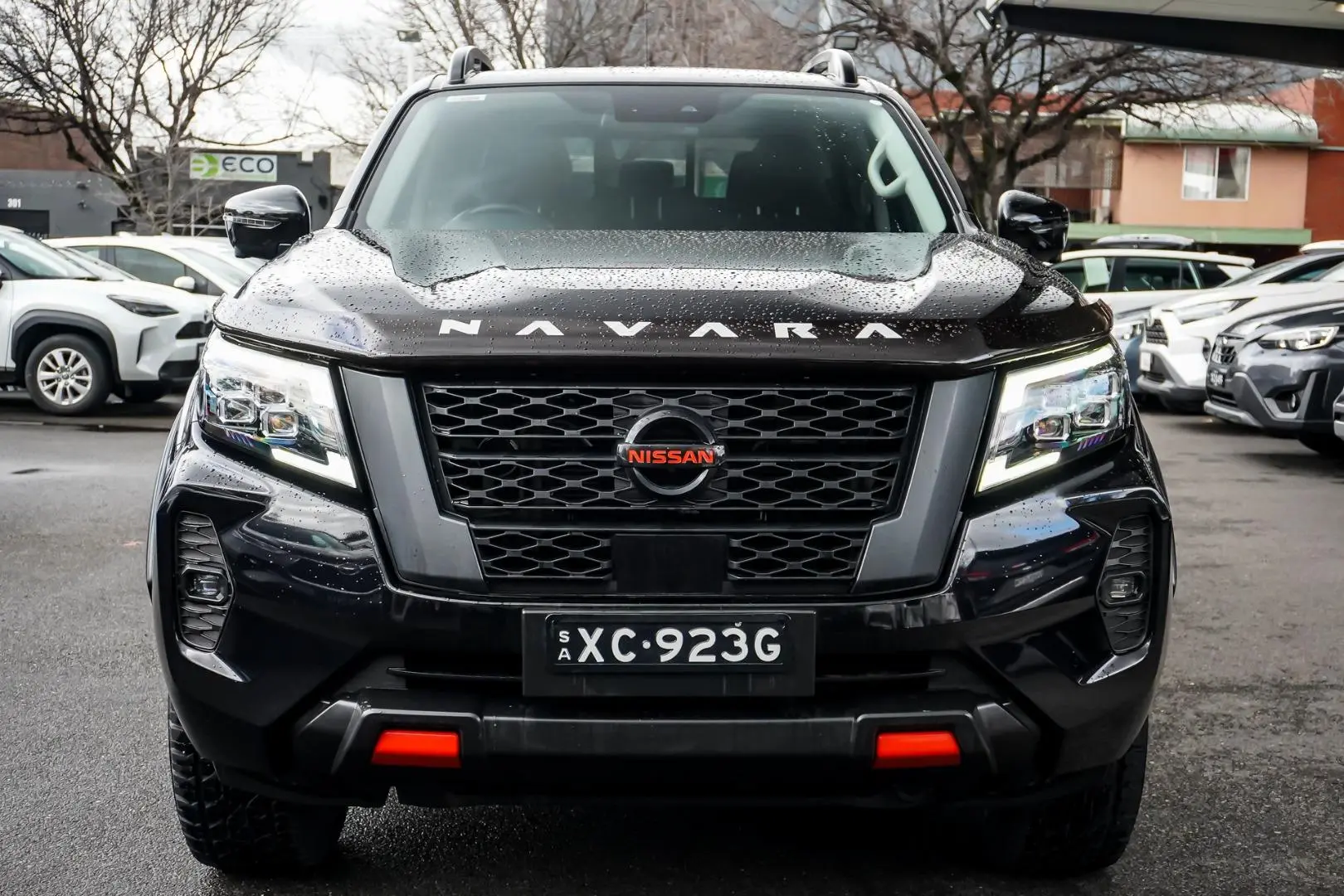 2022 Nissan Navara Gallery Image 5