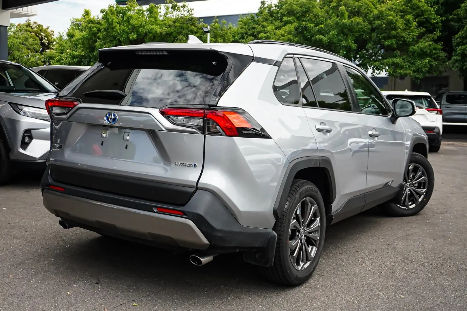 2022 Toyota RAV4 Gallery Image 3