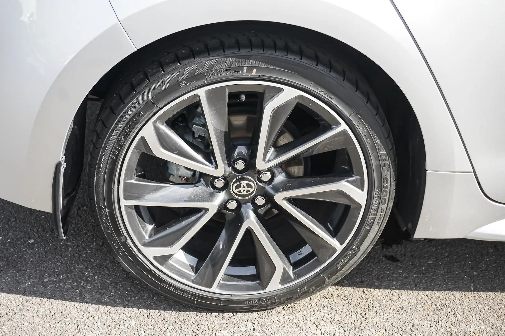 2018 Toyota Corolla Gallery Image 16