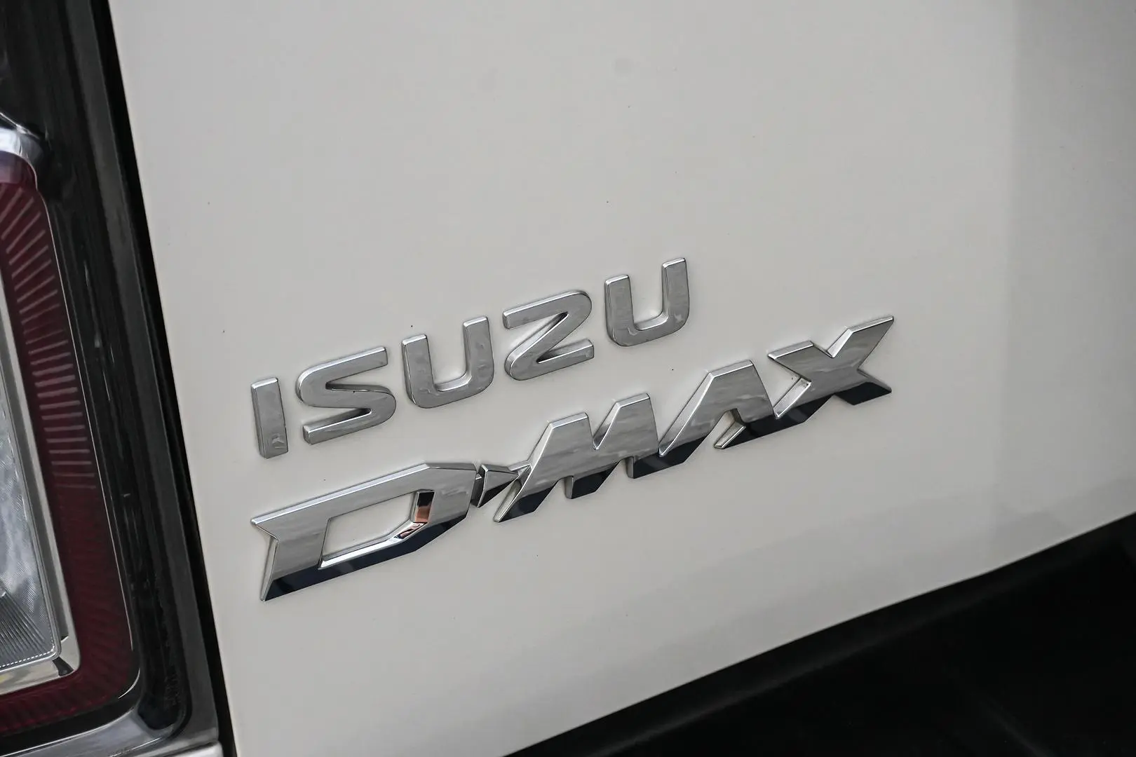2020 Isuzu D-MAX Gallery Image 15