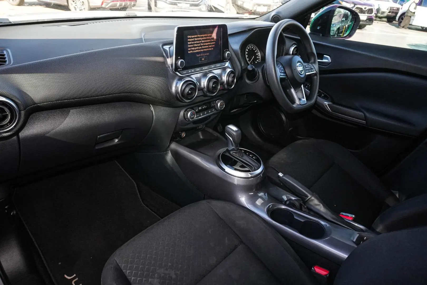 2021 Nissan JUKE Gallery Image 10