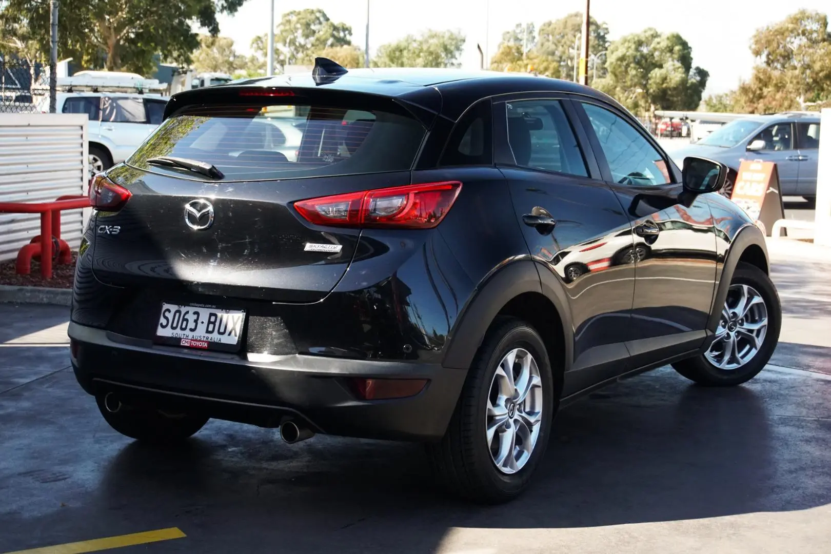 2016 Mazda CX-3 Gallery Image 2