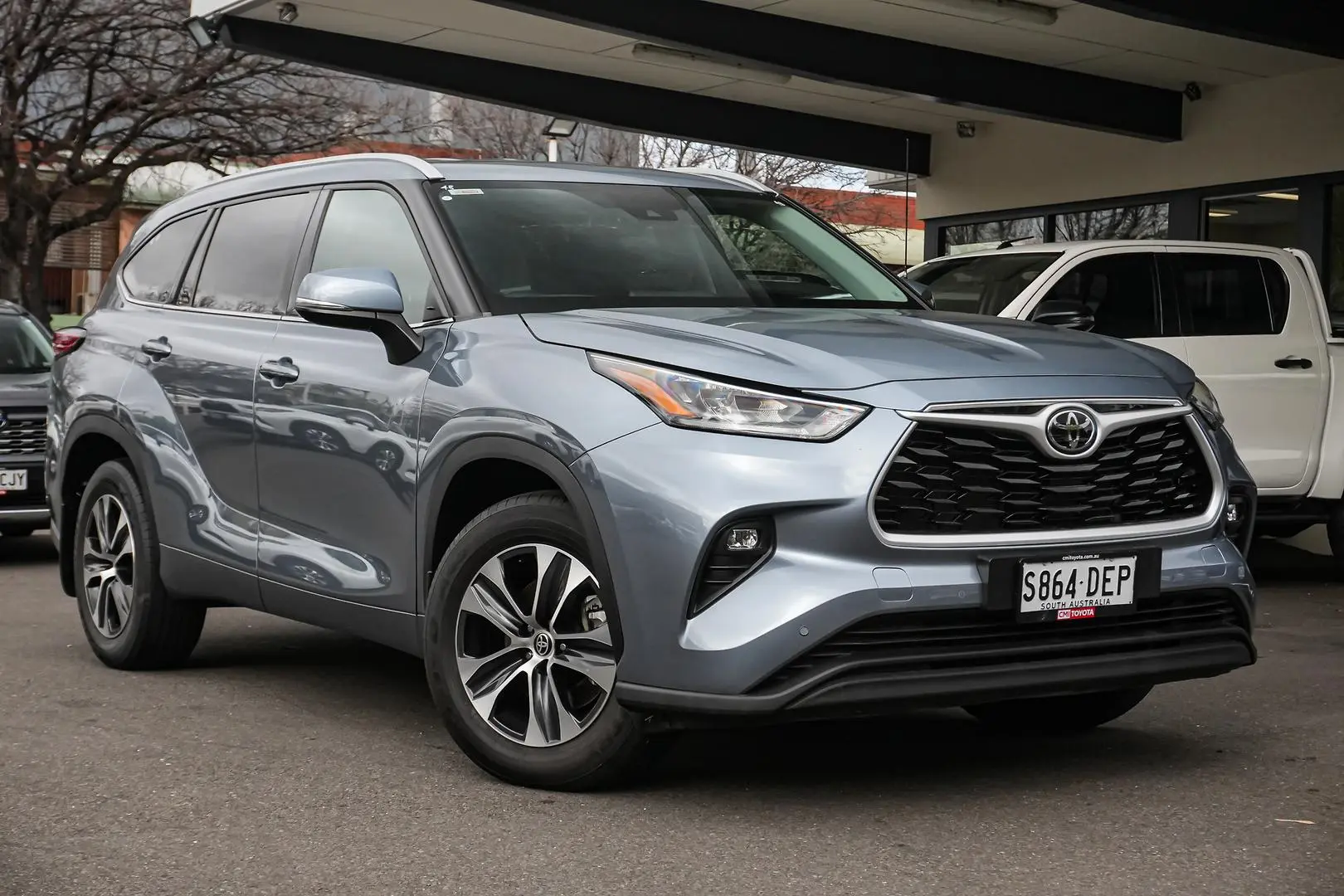 2021 Toyota Kluger Gallery Image 1