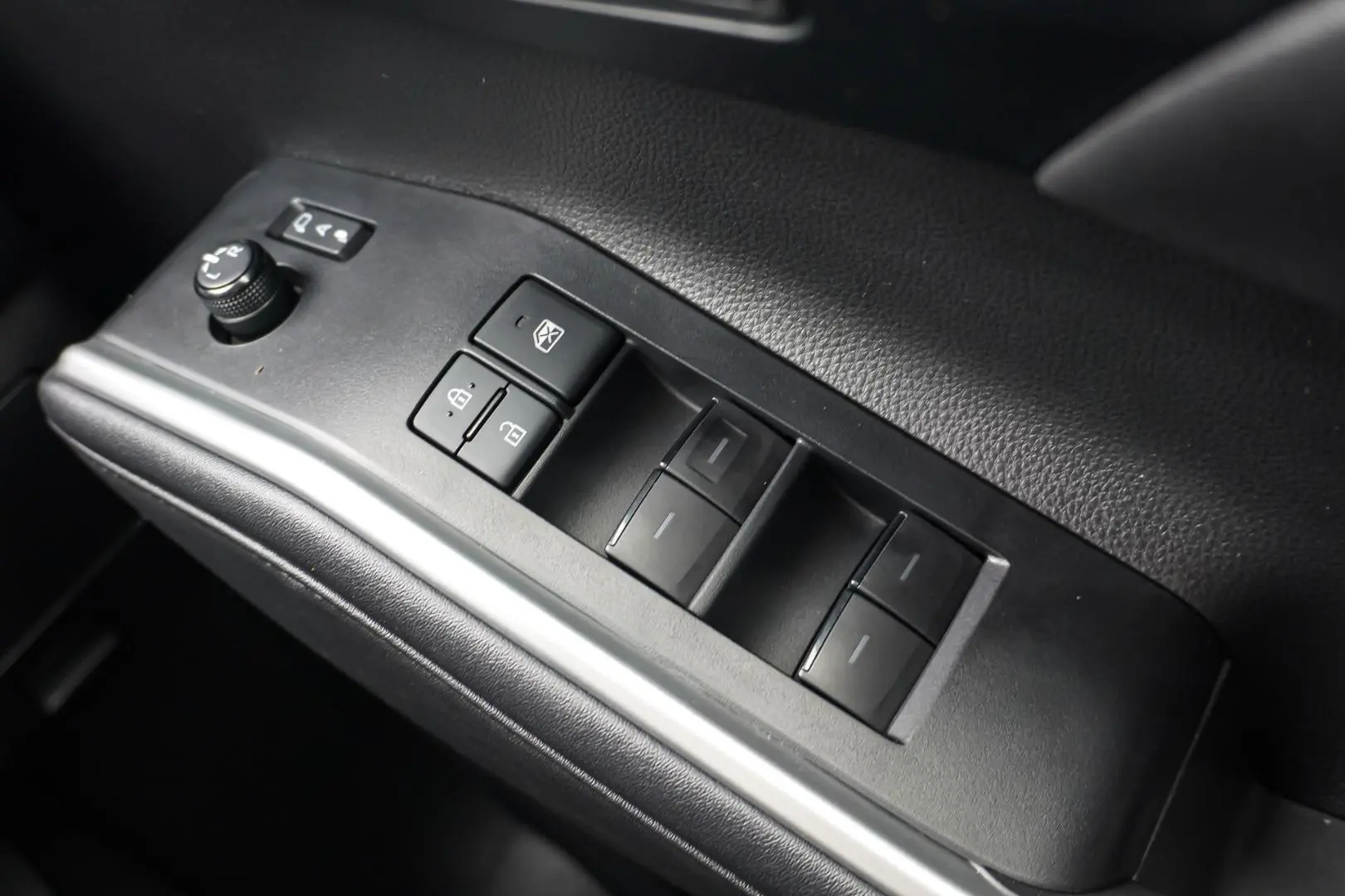 2023 Toyota Kluger Gallery Image 20
