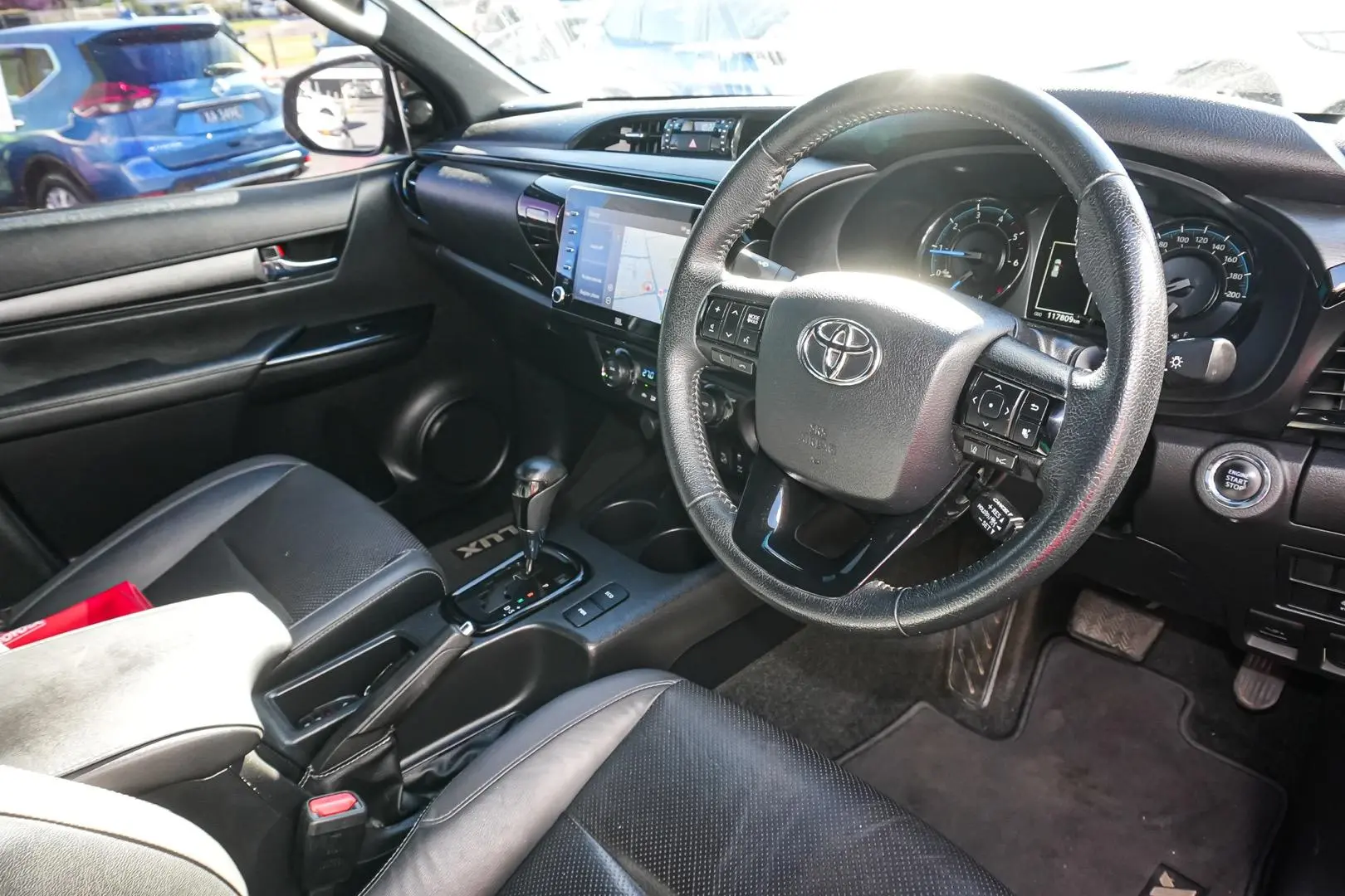 2022 Toyota Hilux Gallery Image 7