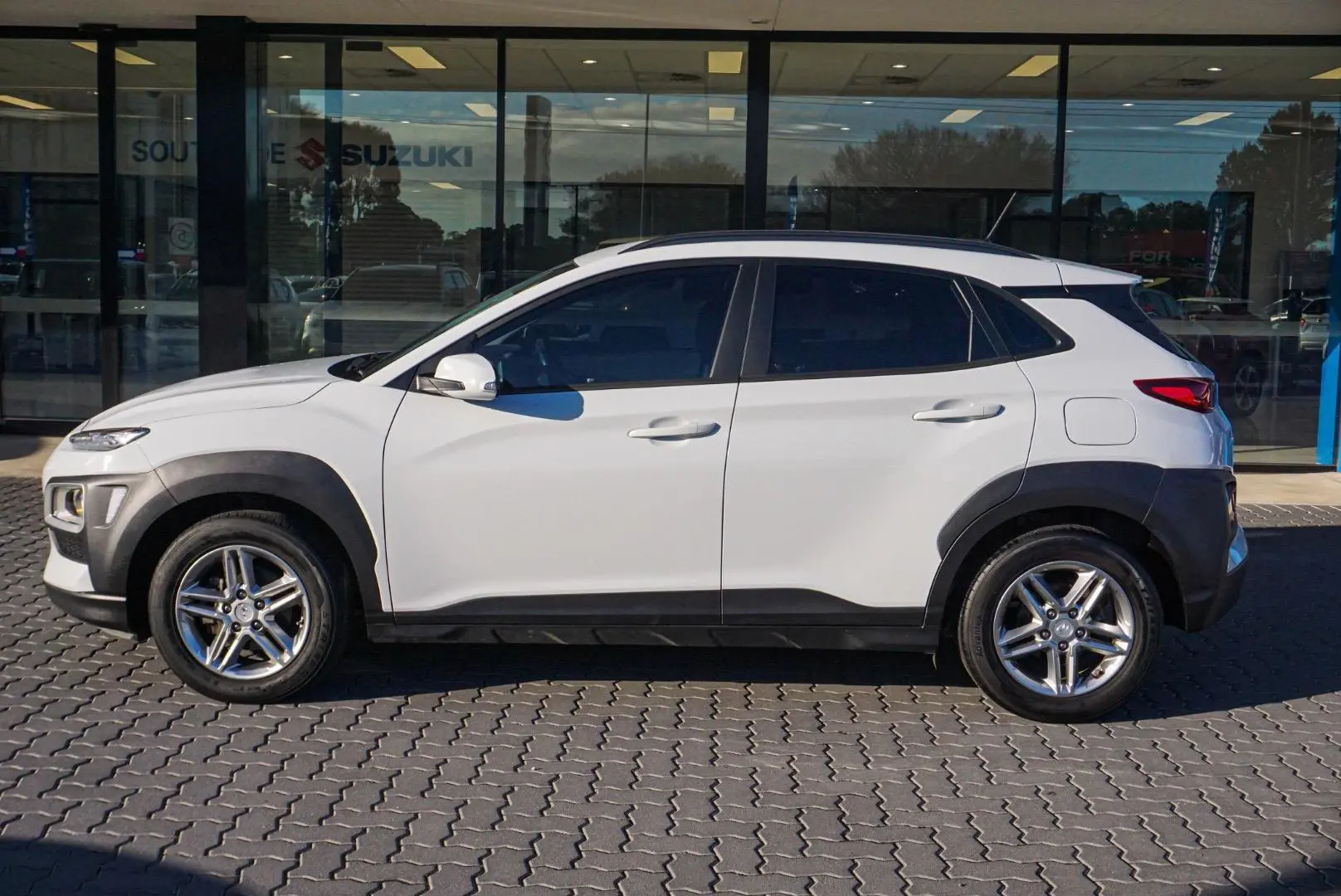 2020 Hyundai Kona Gallery Image 4