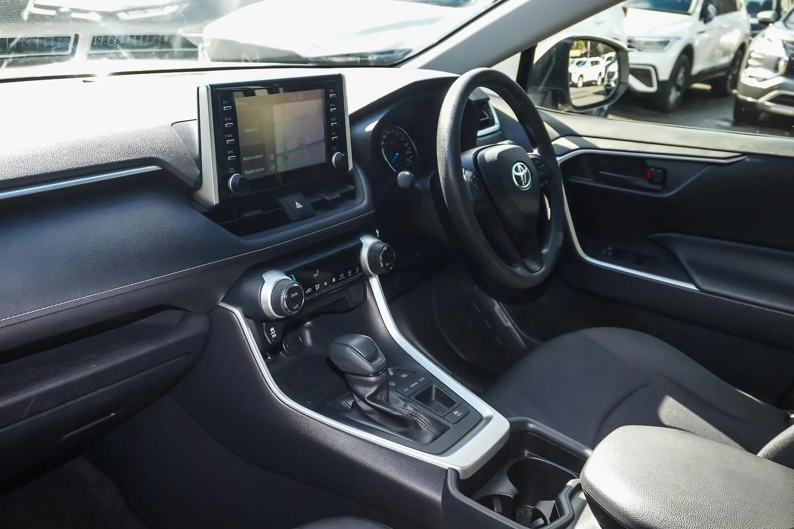 2020 Toyota RAV4 Gallery Image 11