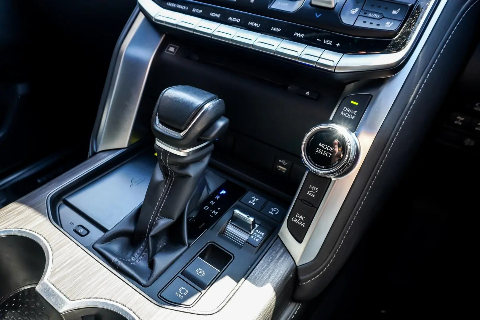 2023 Toyota Landcruiser Gallery Image 16