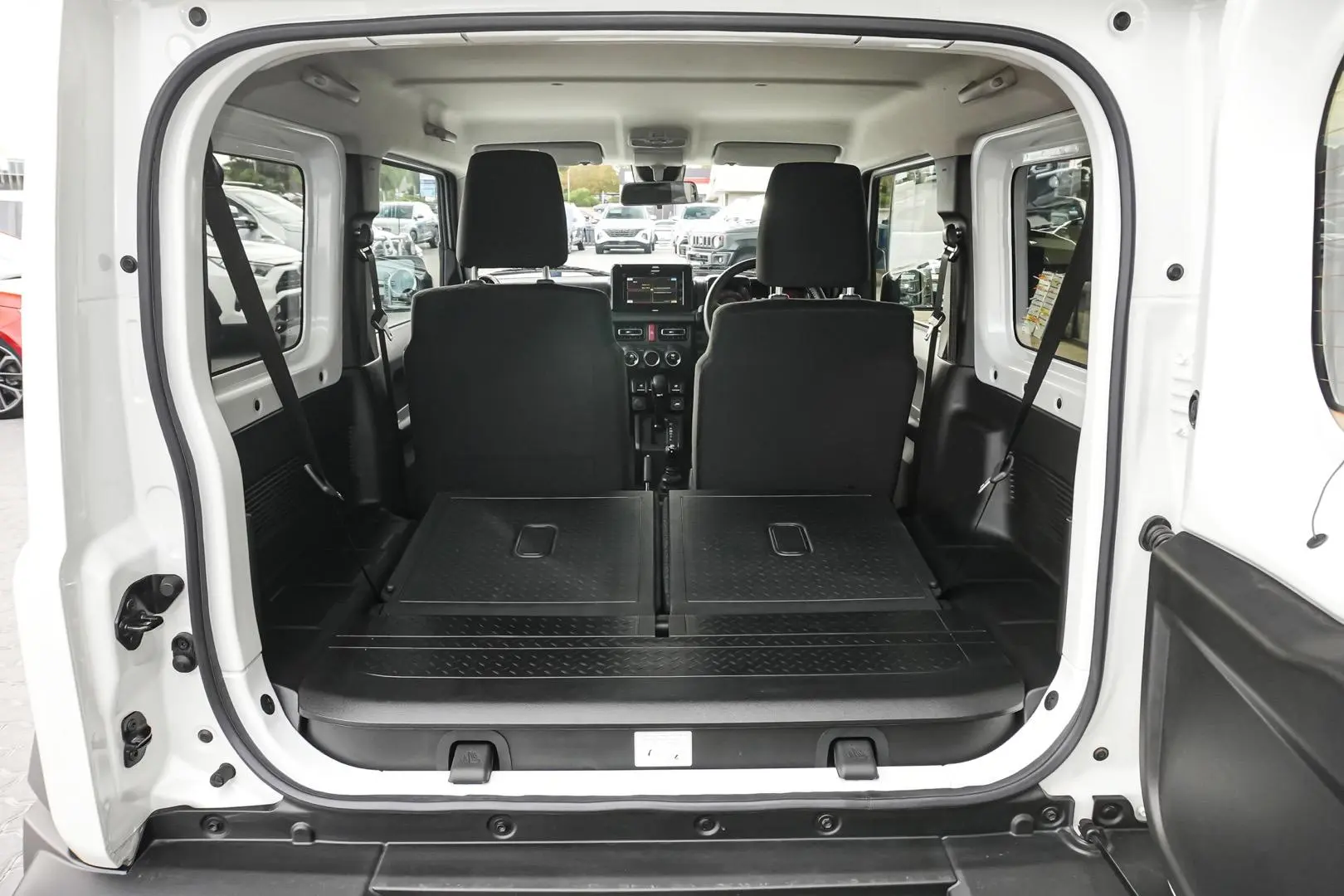 2024 Suzuki Jimny Gallery Image 11