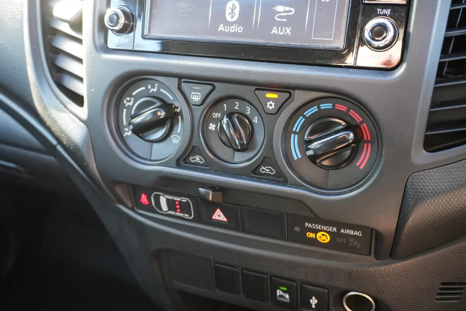 2020 Mitsubishi Triton Gallery Image 22