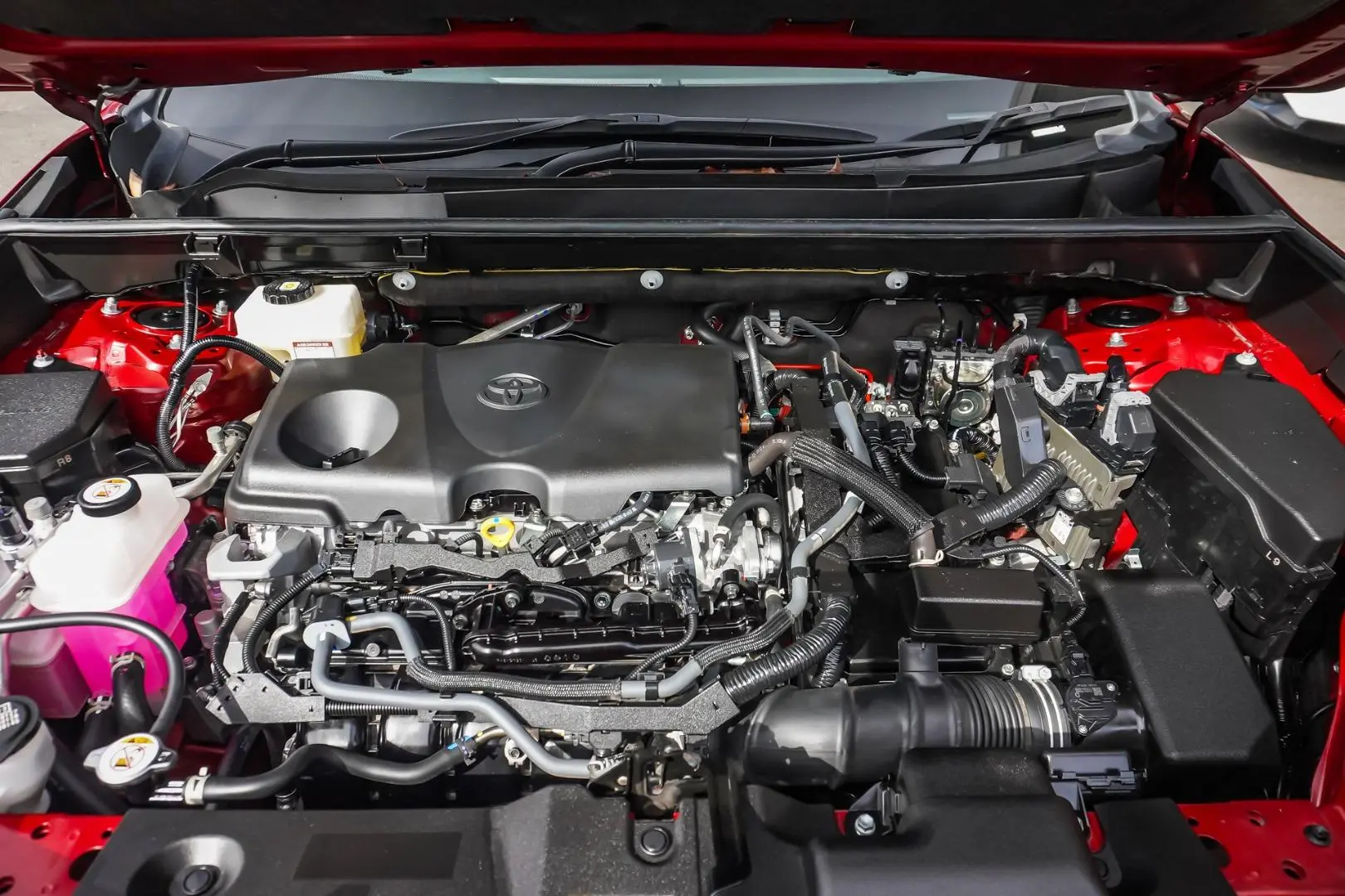 2024 Toyota RAV4 Gallery Image 25