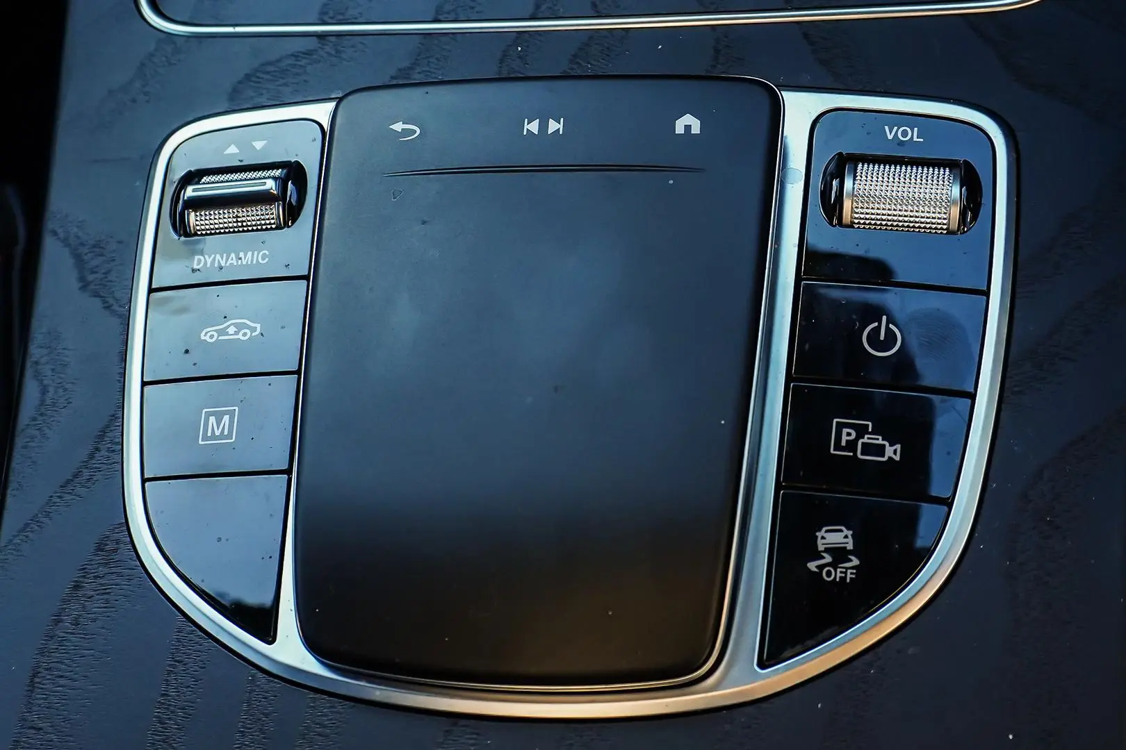 2022 Mercedes-Benz GLC-Class Gallery Image 21