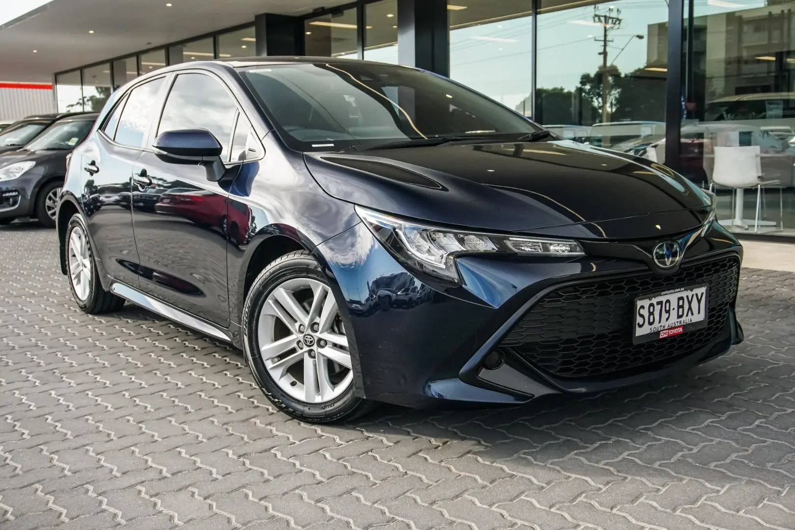 2019 Toyota Corolla Image 1