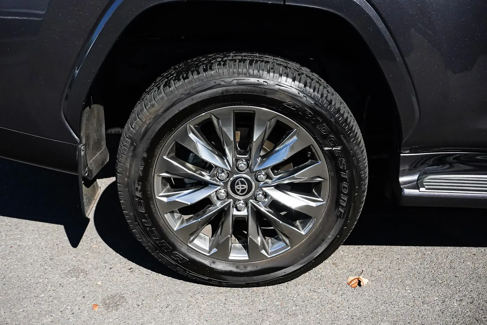 2023 Toyota Landcruiser Gallery Image 19