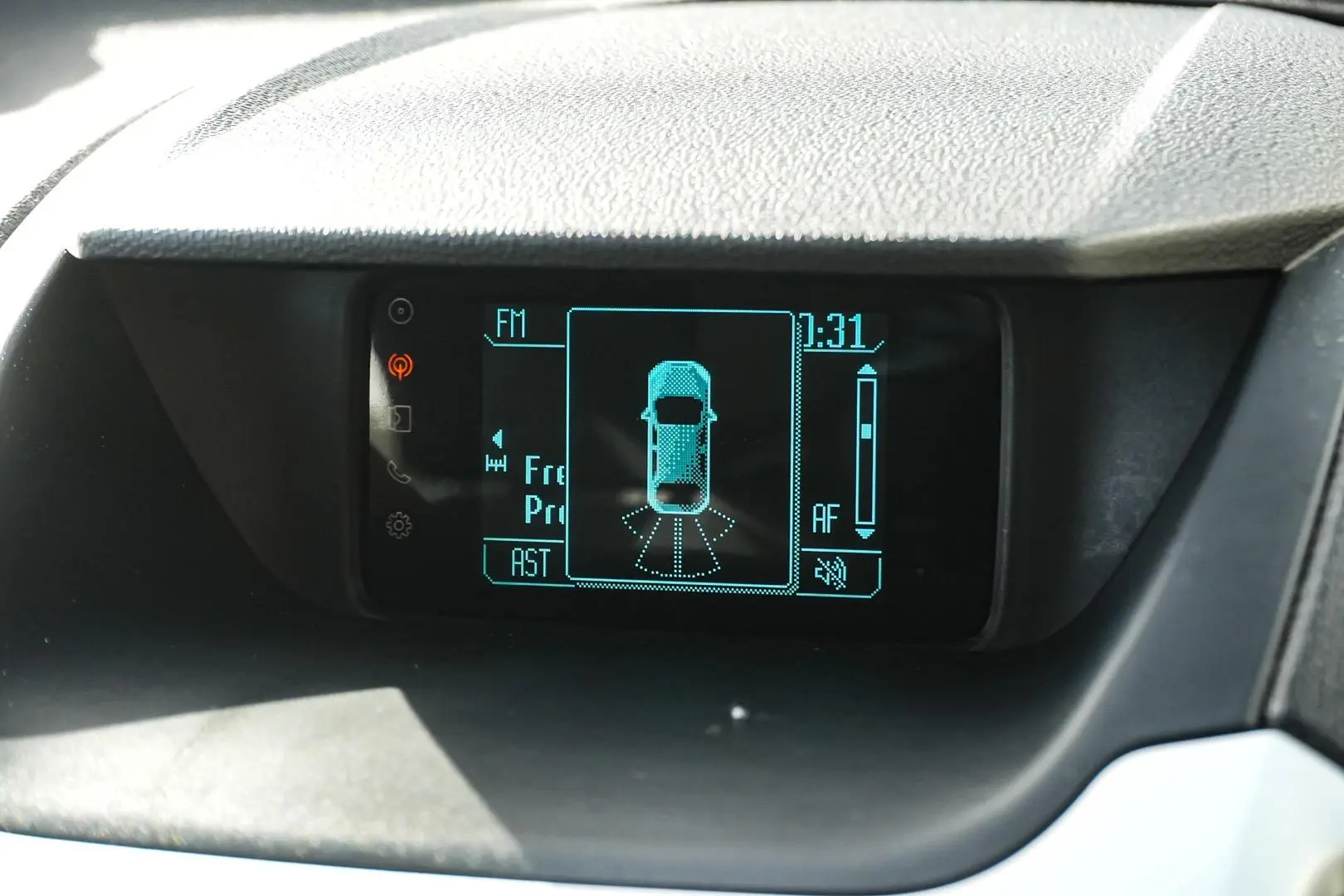 2017 Ford EcoSport Gallery Image 24