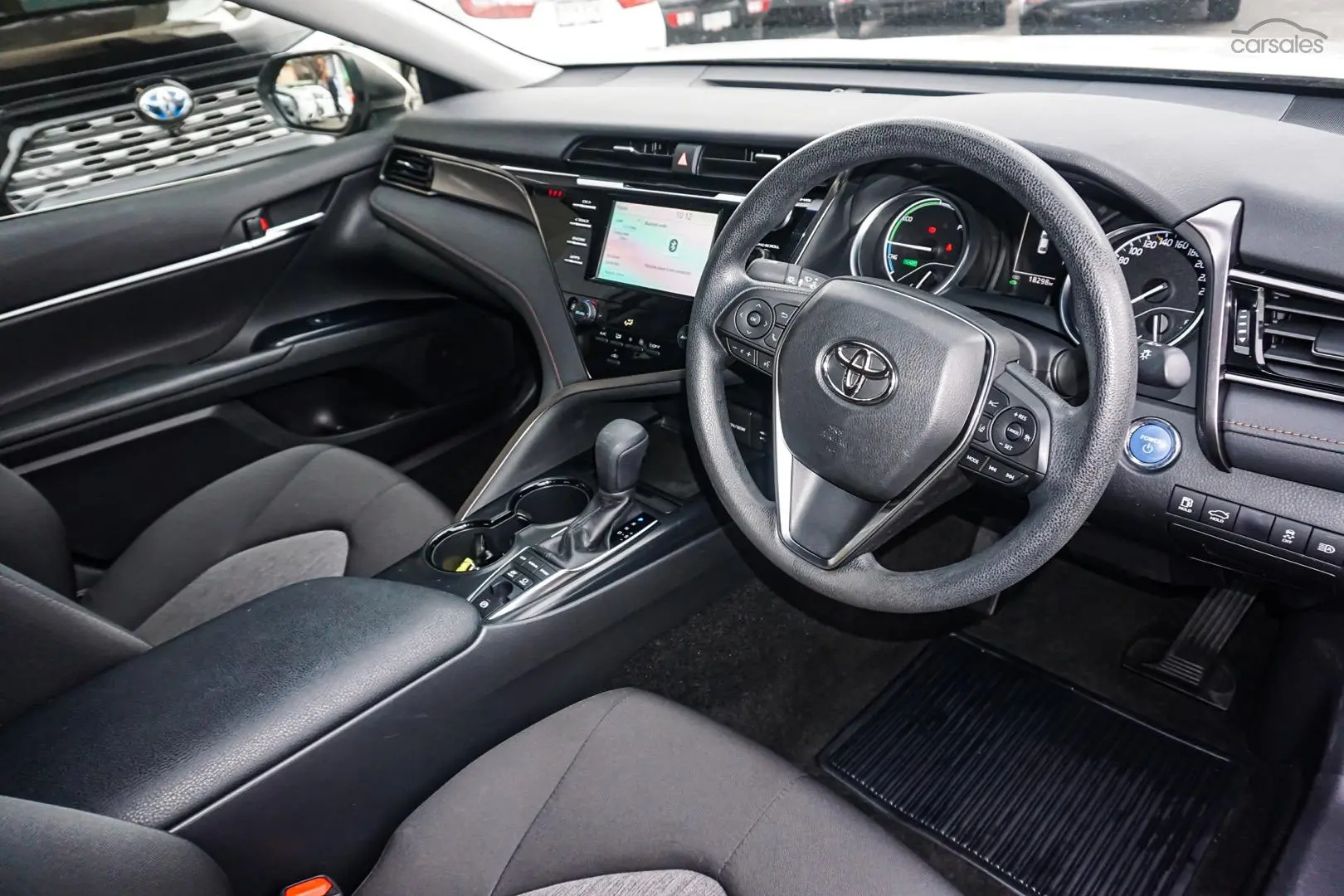 2019 Toyota Camry Image 7