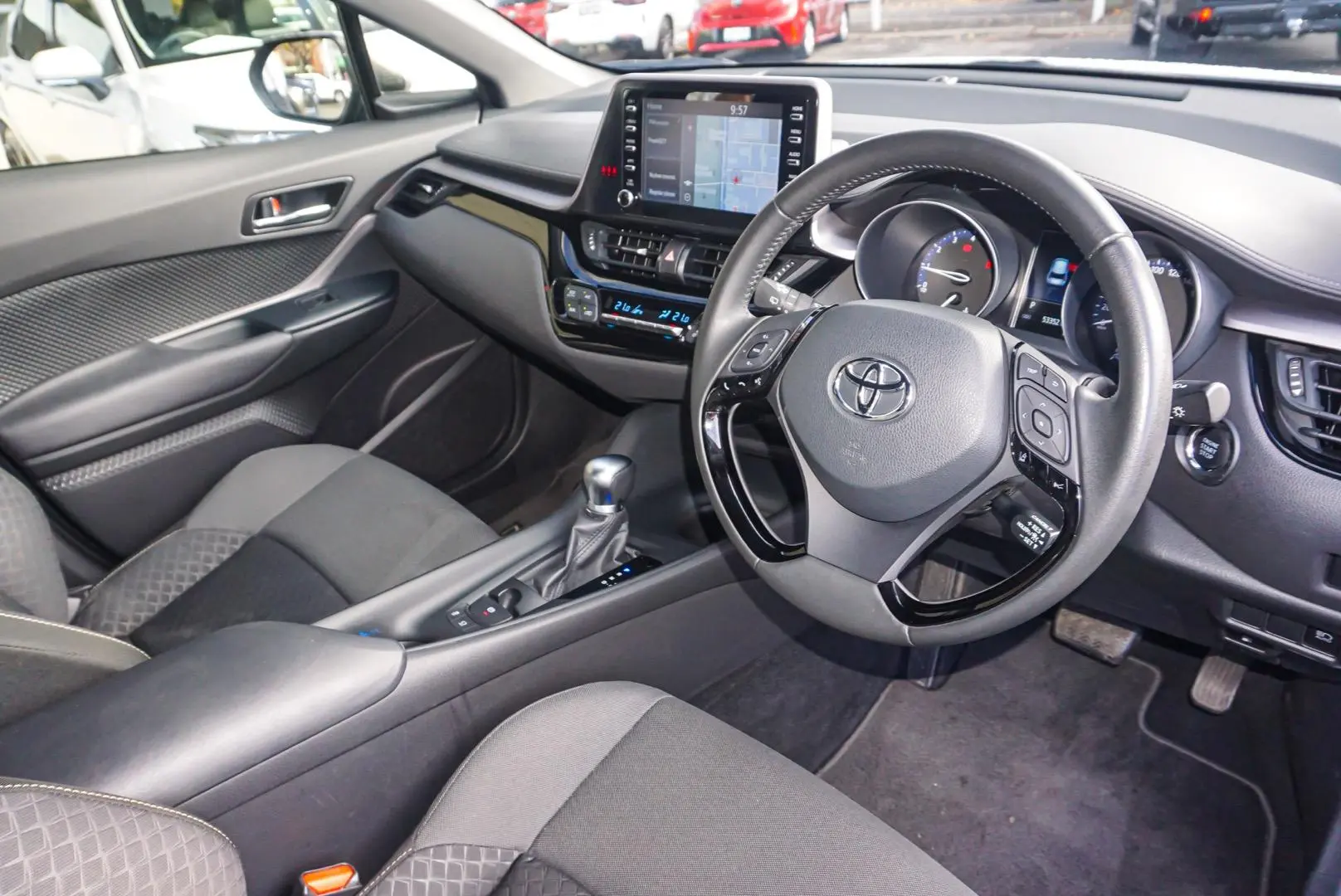 2023 Toyota C-HR Gallery Image 7