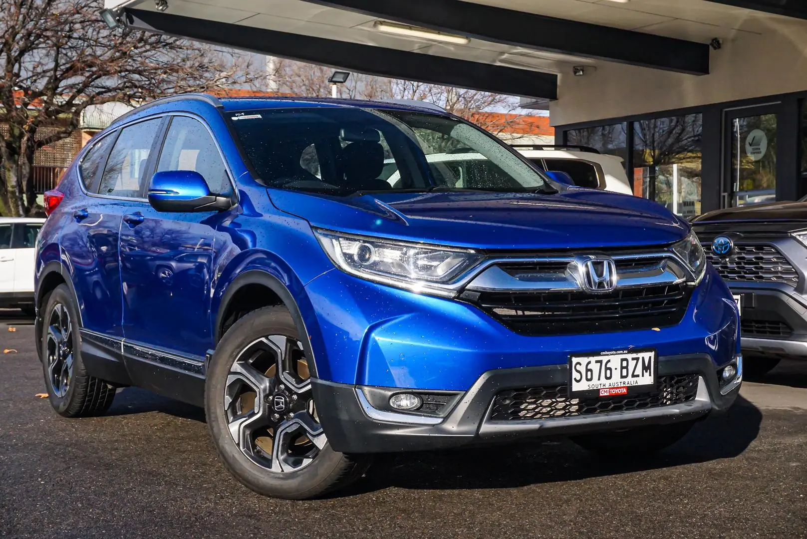 2019 Honda CR-V Gallery Image 2