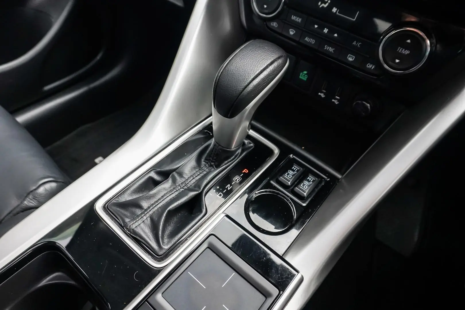 2018 Mitsubishi Eclipse Cross Gallery Image 20