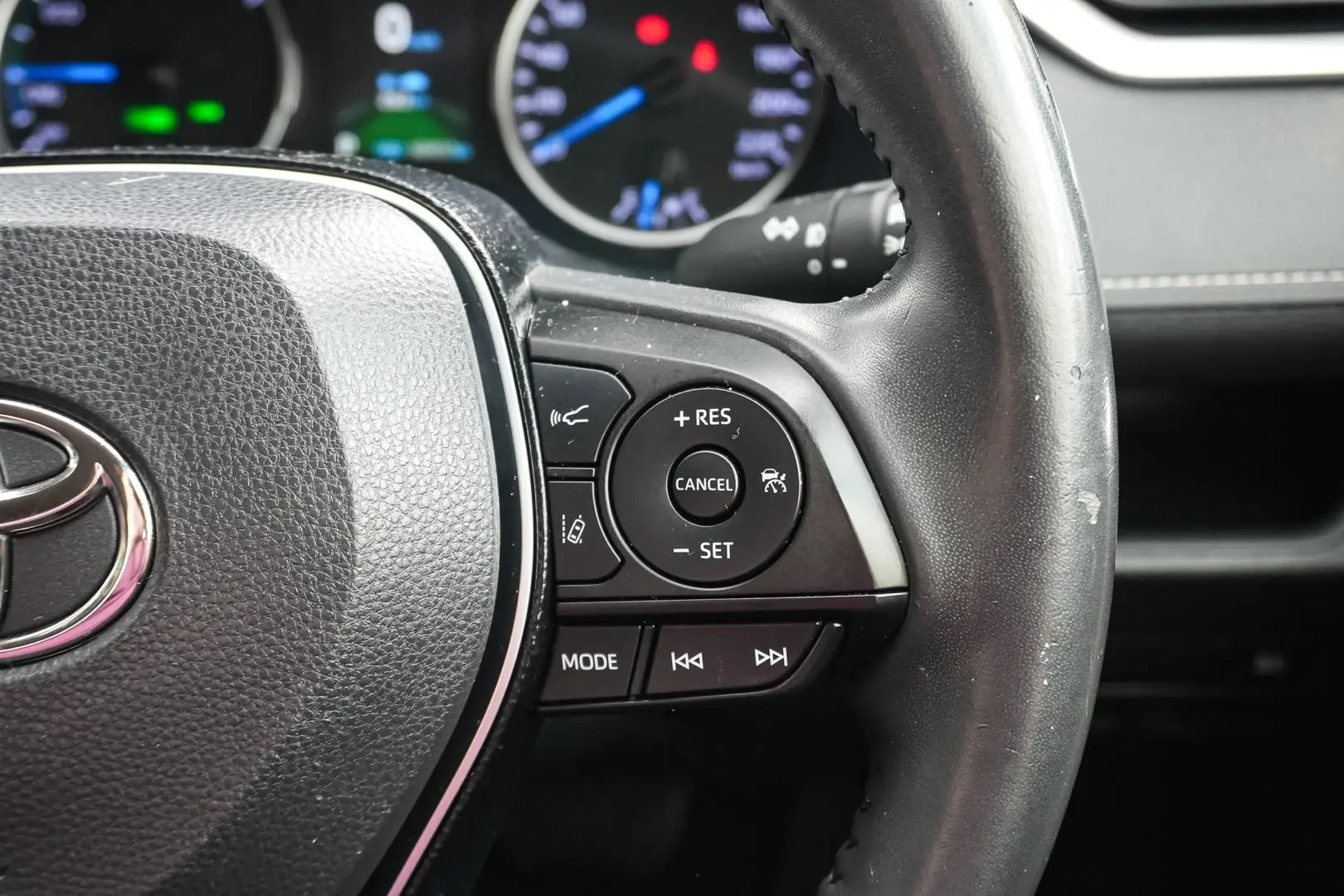 2020 Toyota RAV4 Gallery Image 20