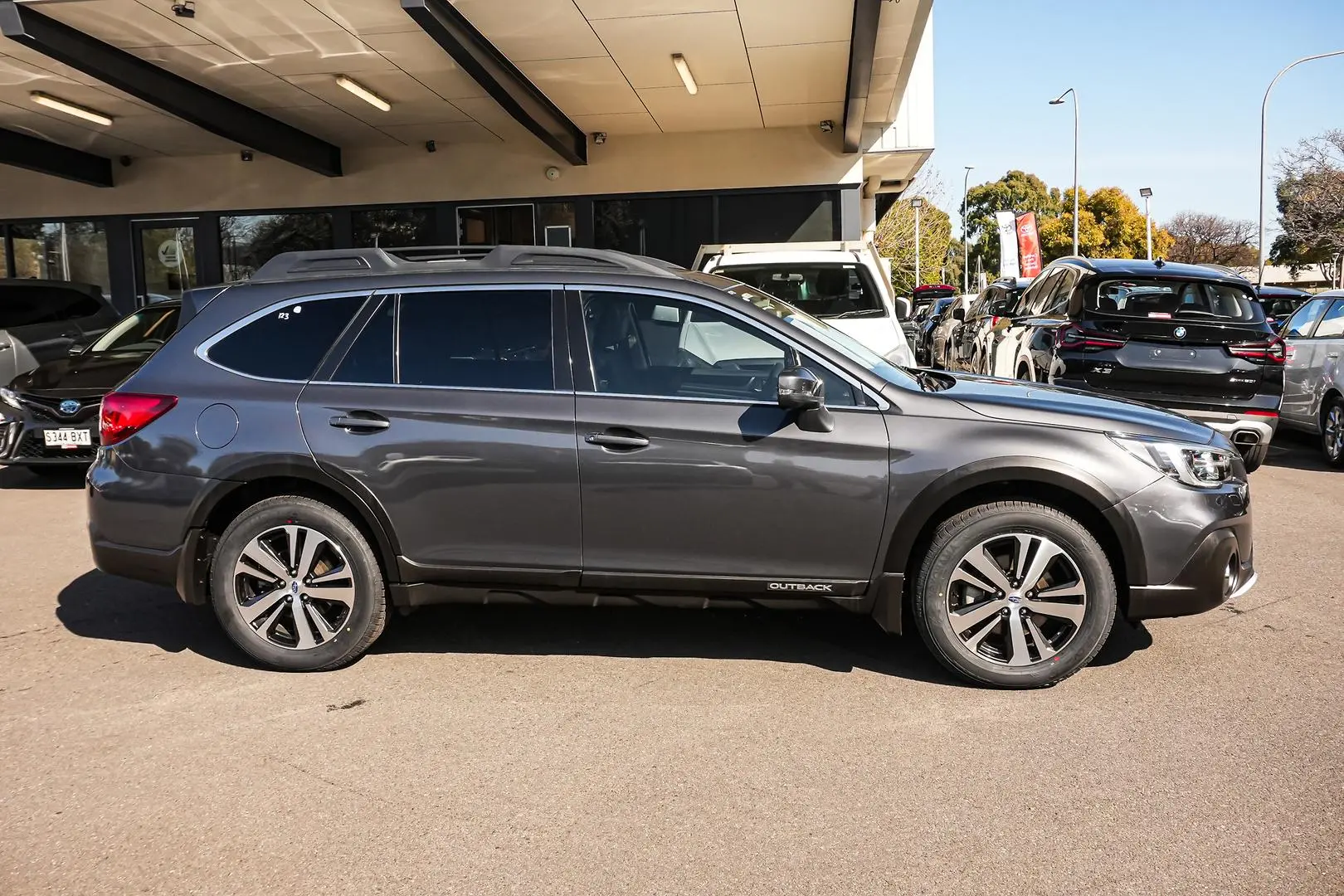 2019 Subaru Outback Gallery Image 4