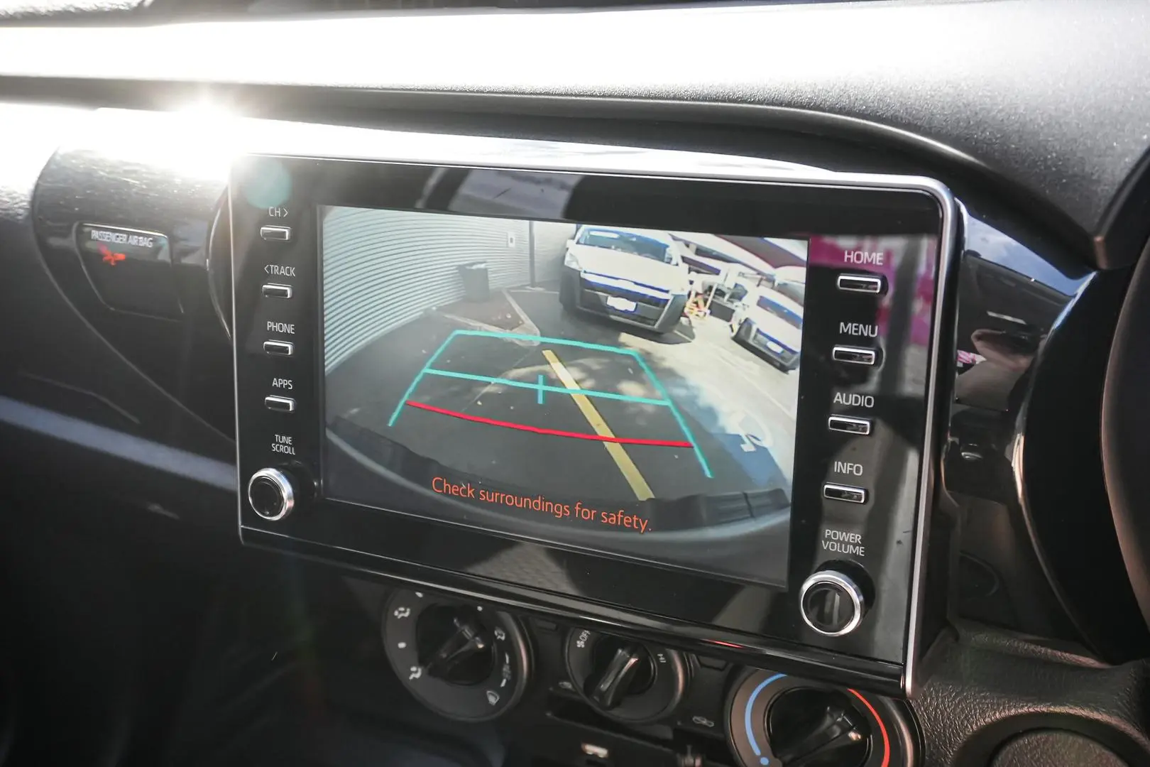 2022 Toyota Hilux Gallery Image 20