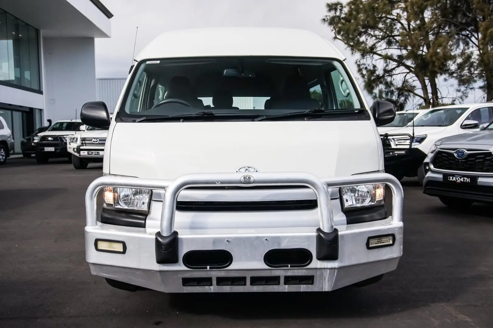 2018 Toyota Hiace Image 4