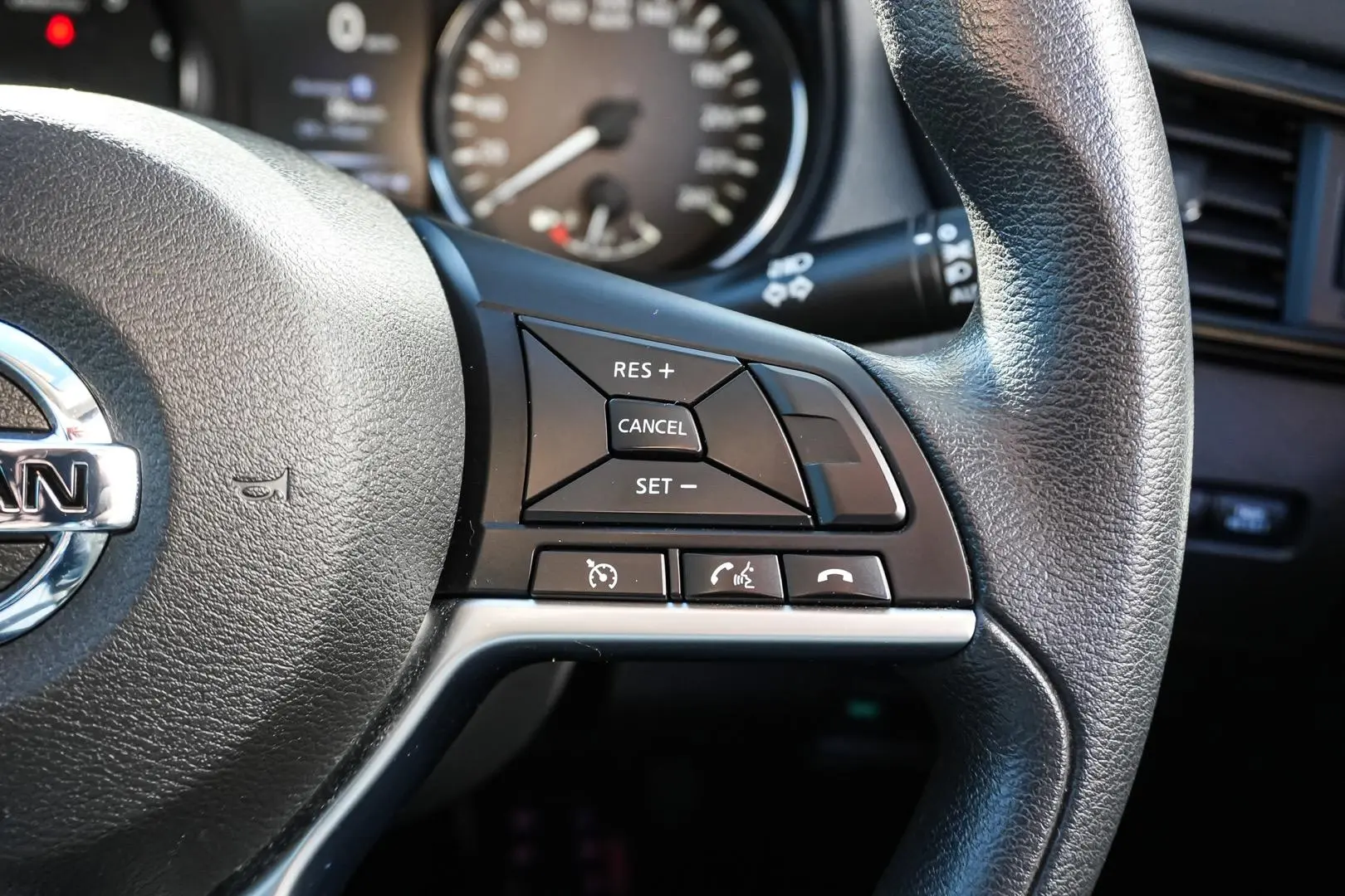 2020 Nissan X-TRAIL Gallery Image 21