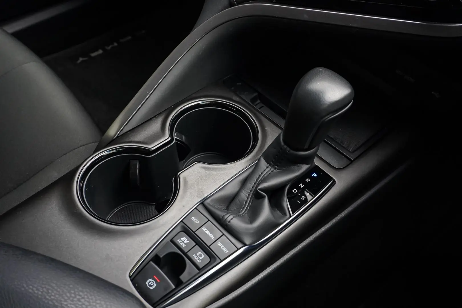2023 Toyota Camry Gallery Image 17