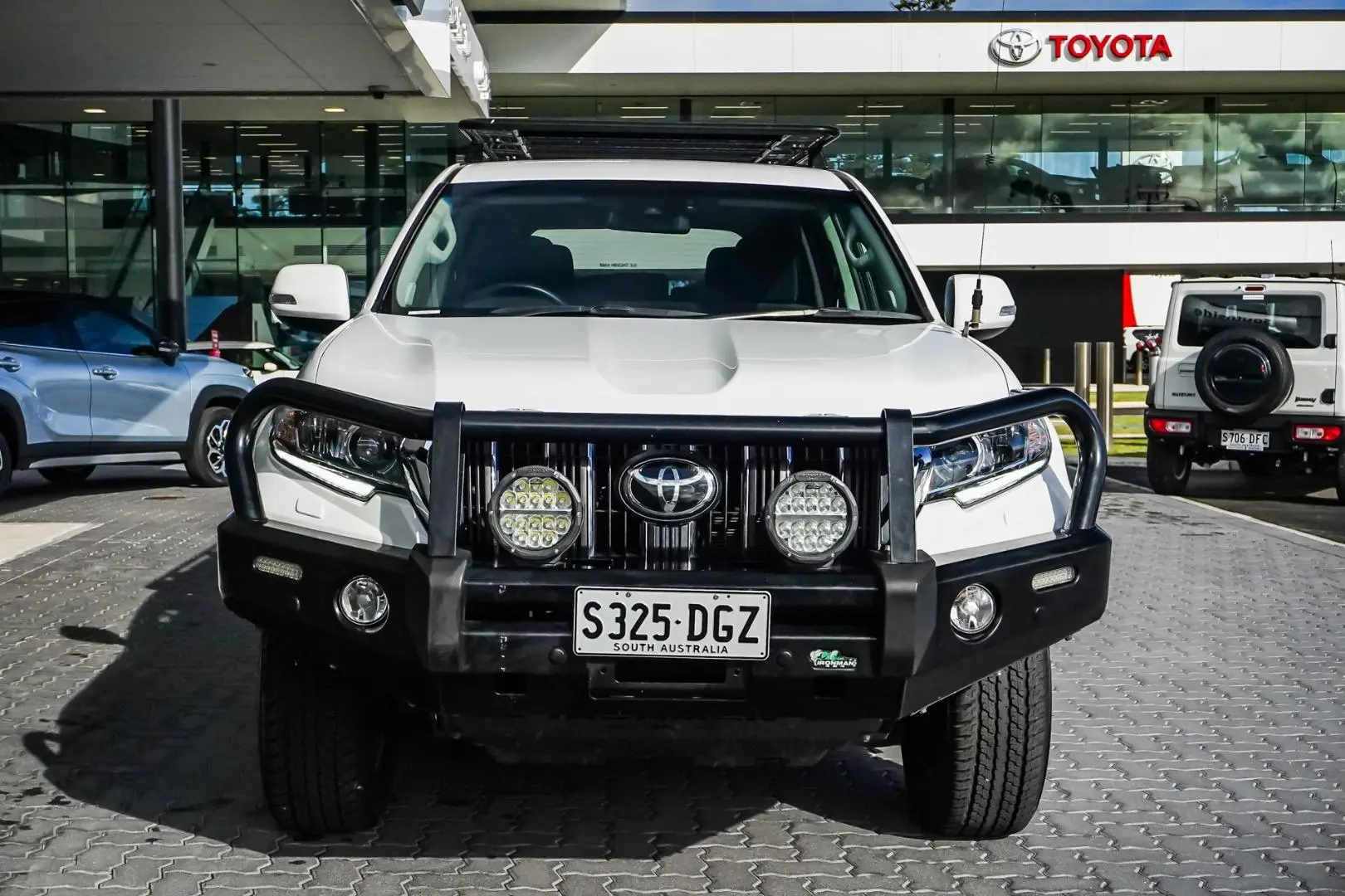 2020 Toyota Landcruiser Prado Gallery Image 4