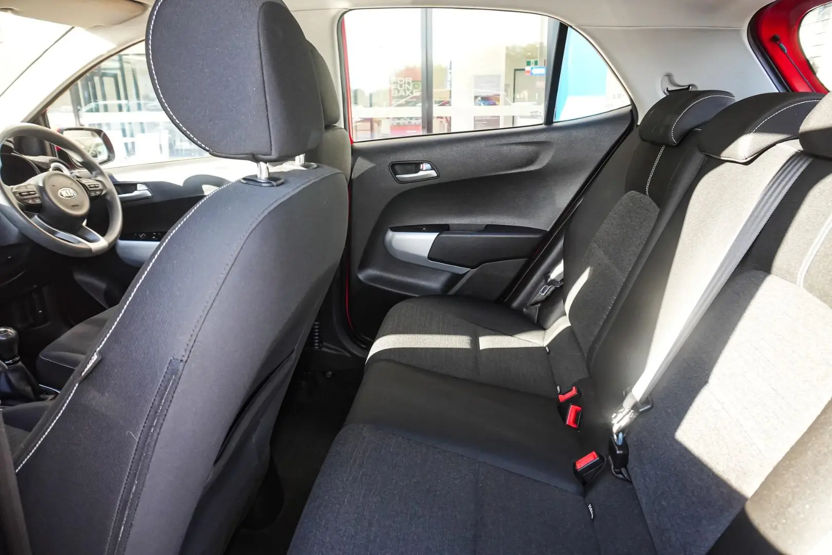 2019 Kia Picanto Gallery Image 8