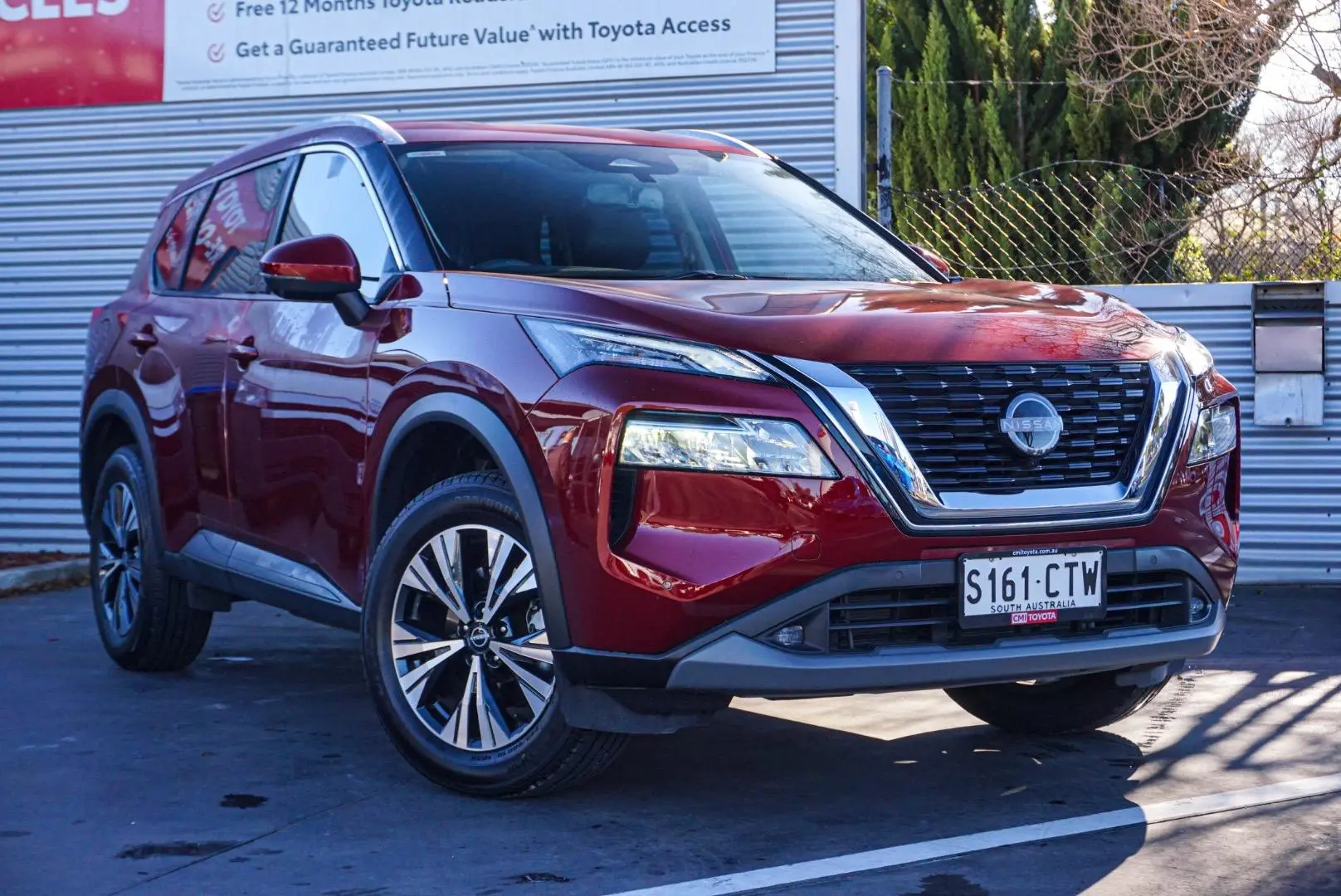 2022 Nissan X-TRAIL Gallery Image 2