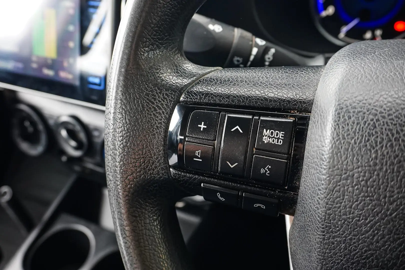 2019 Toyota Hilux Gallery Image 21