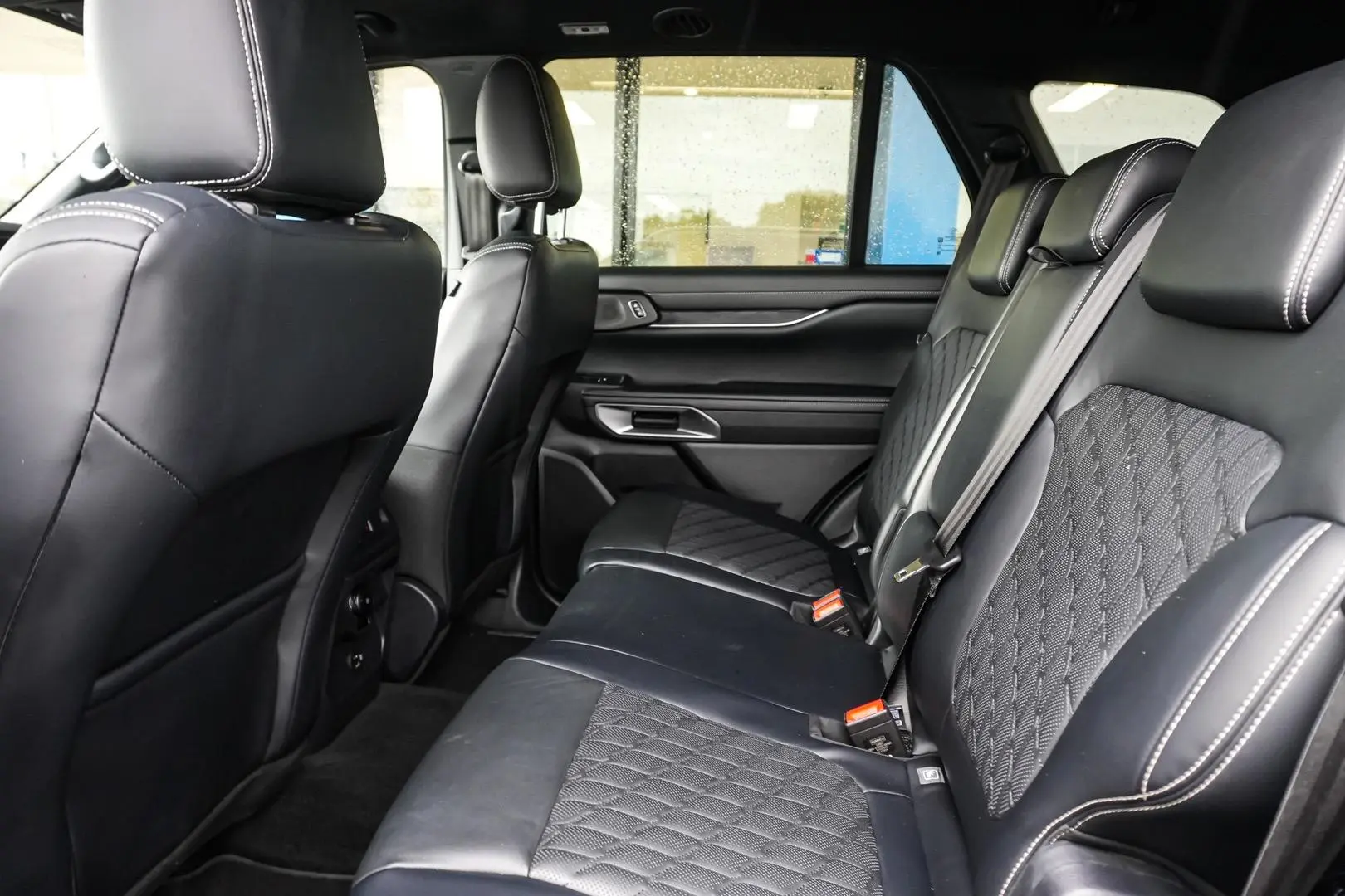 2024 Ford Everest Gallery Image 12