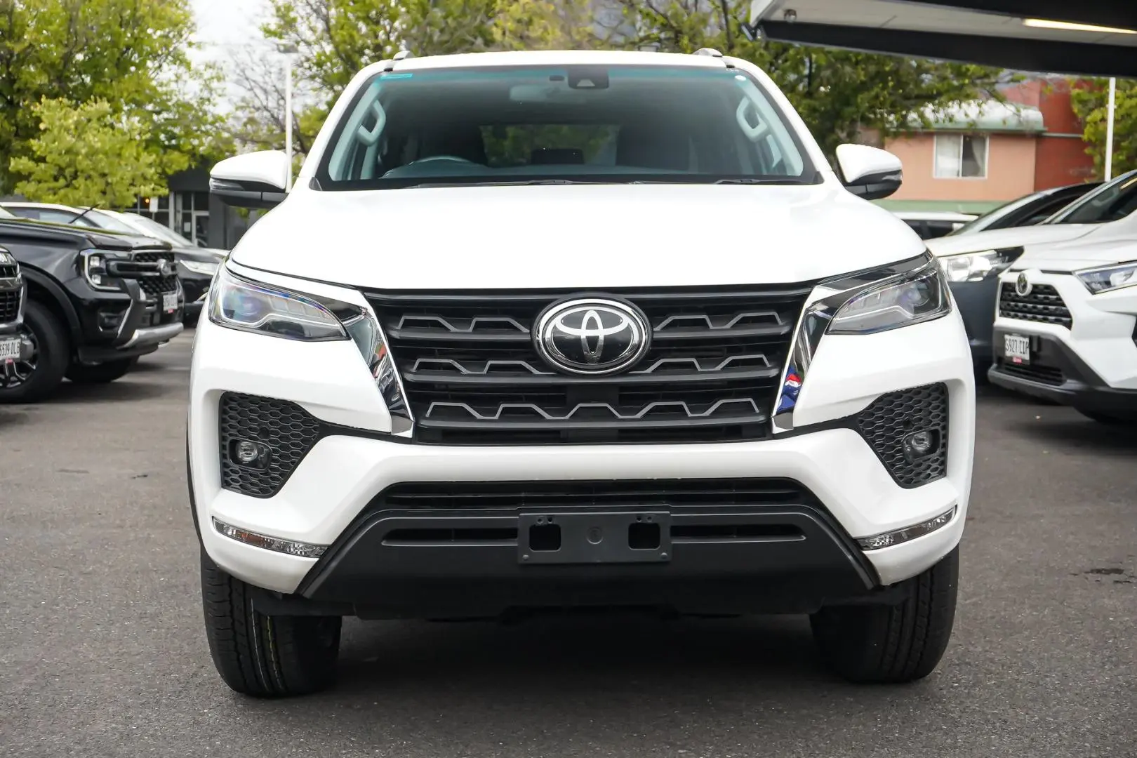 2024 Toyota Fortuner Gallery Image 4