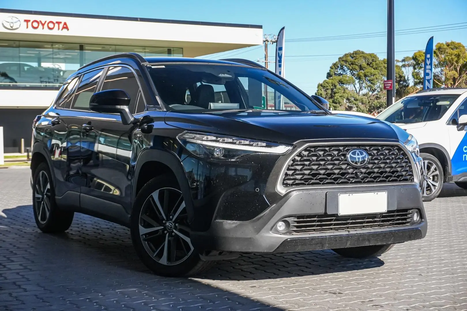 2024 Toyota Corolla Cross Gallery Image 2