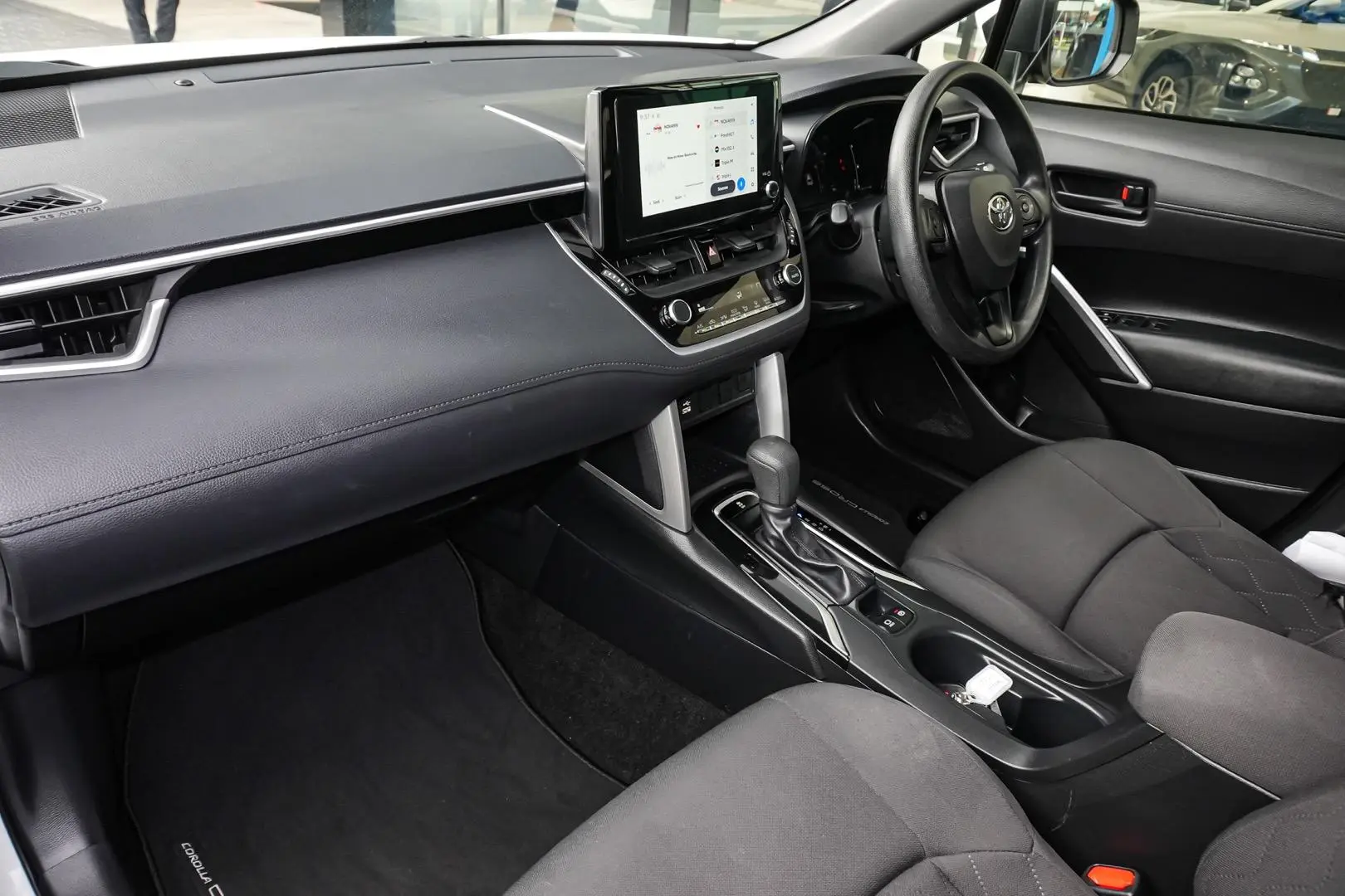 2022 Toyota Corolla Cross Gallery Image 10