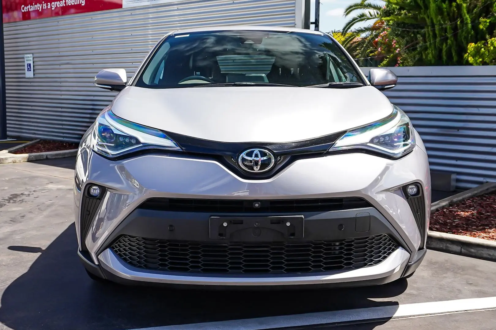 2023 Toyota C-HR Gallery Image 5