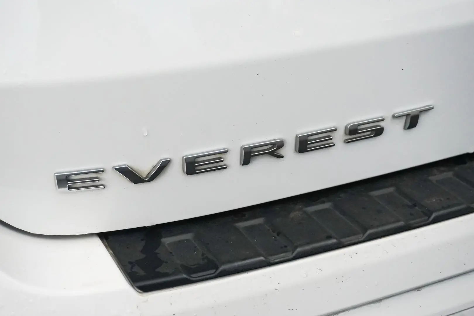 2024 Ford Everest Gallery Image 16