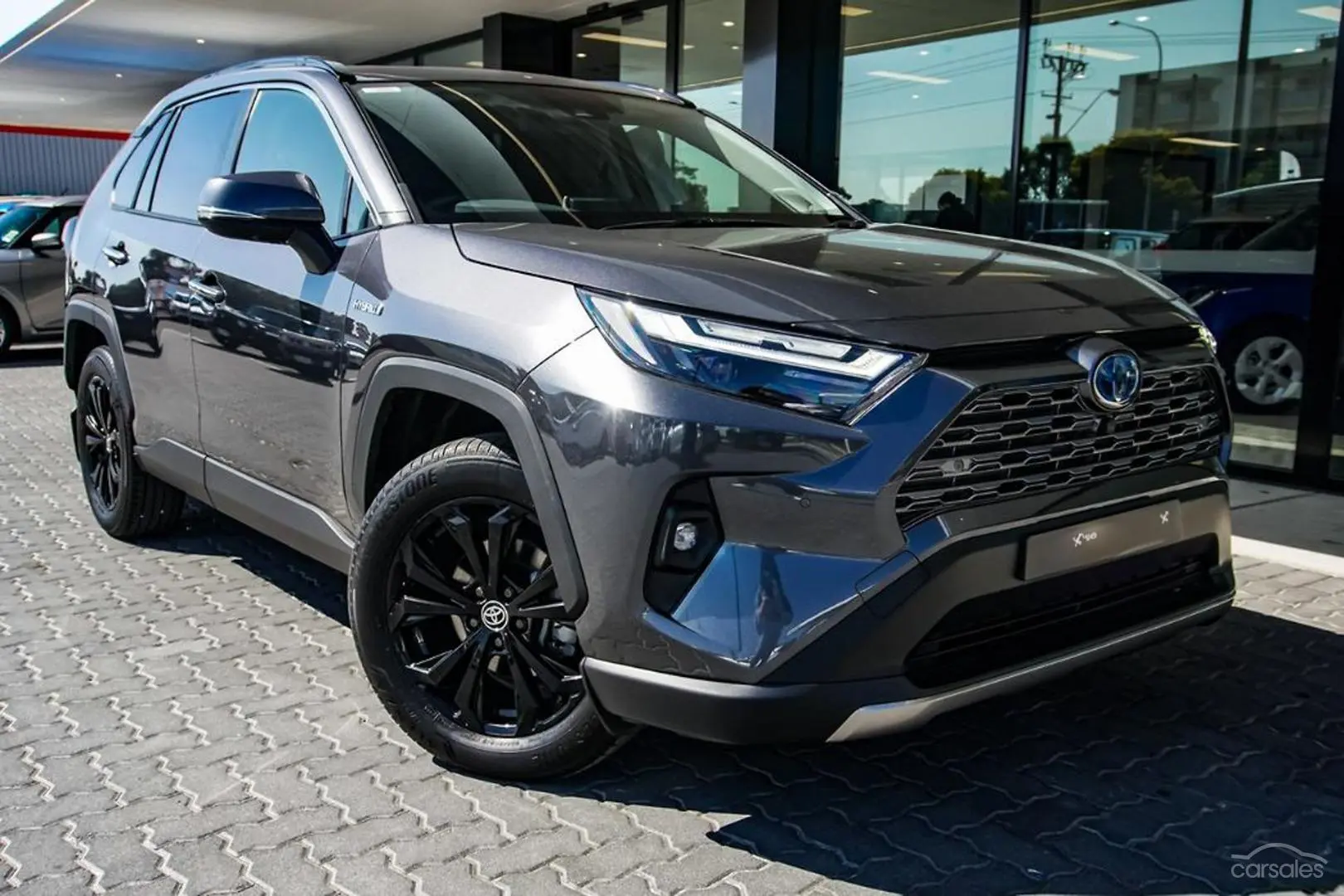 2019 Toyota RAV4 Image 1