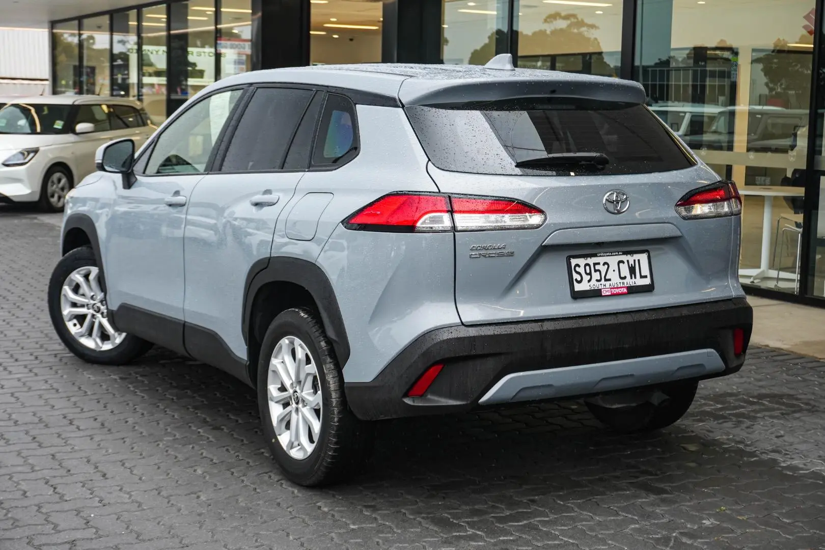 2023 Toyota Corolla Cross Gallery Image 3